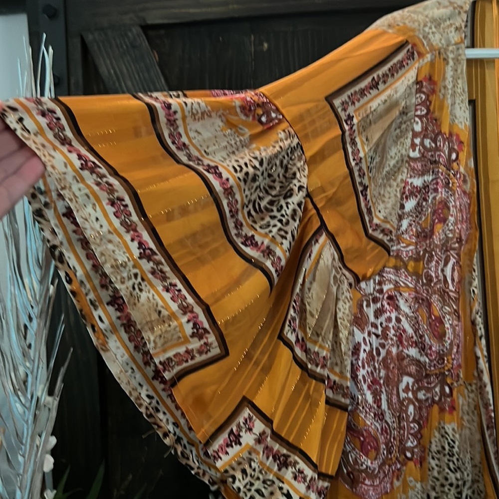 Duster - Picture 2 of 2